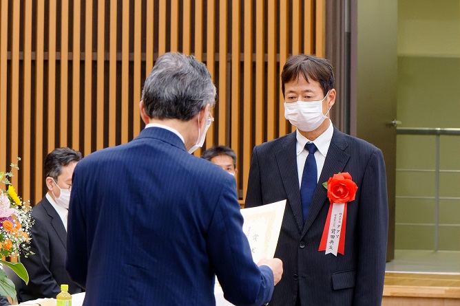 （表彰式の様子）