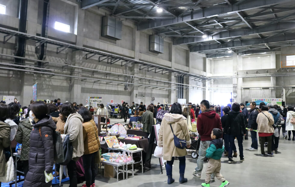 Event (Imabari Environmental Festival: Flea Market on Platform)